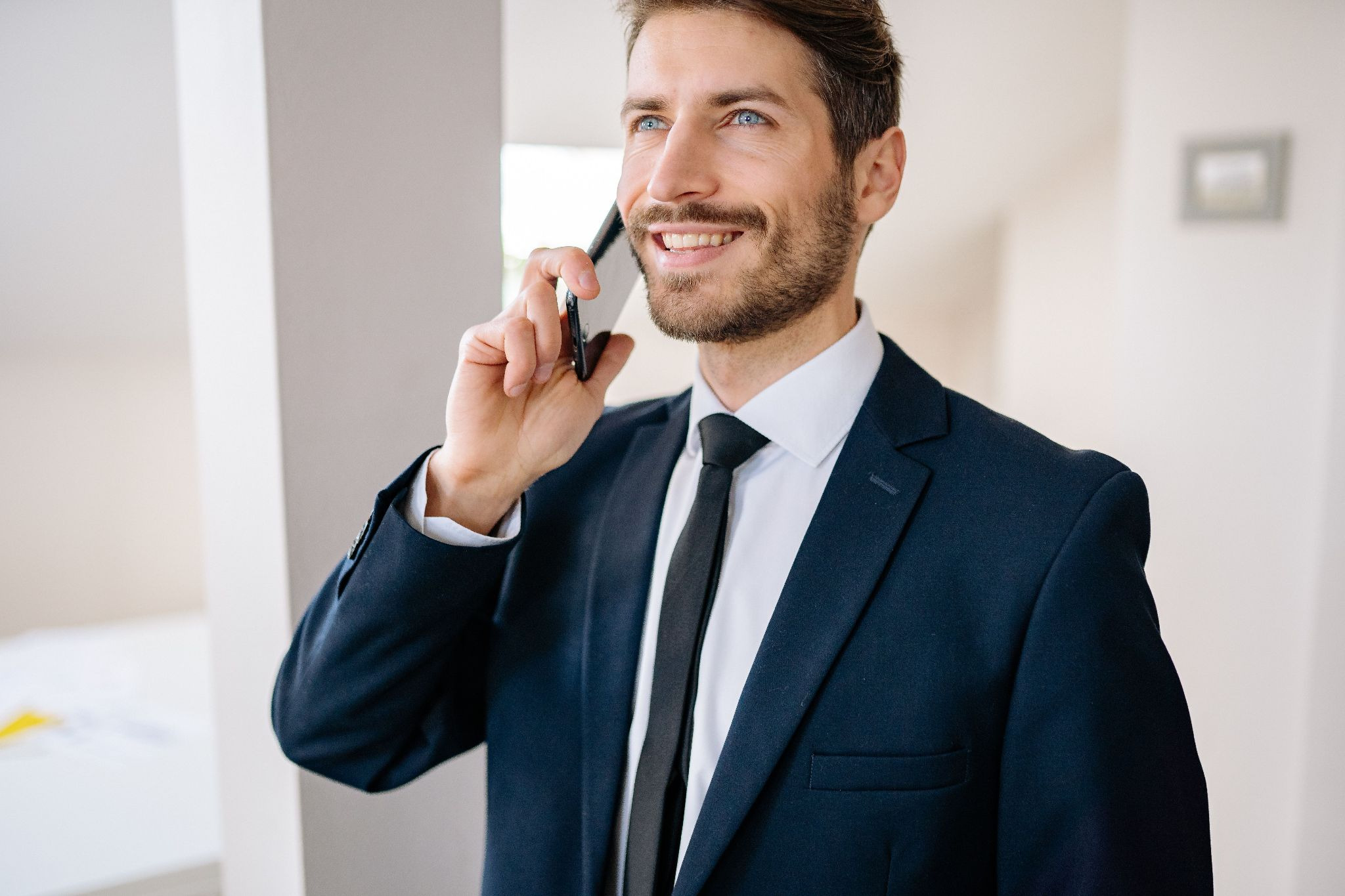 Landlord on the phone with a potential tenant